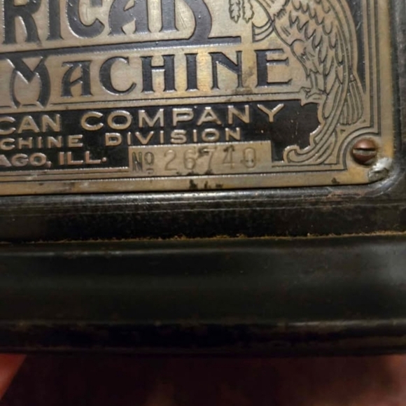 American Adding Machine In Working Order - Picture 7 of 7